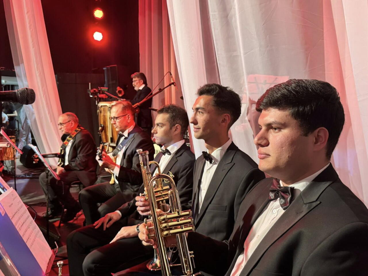 Когда театральная сцена Баку превращается в музыкальное кино