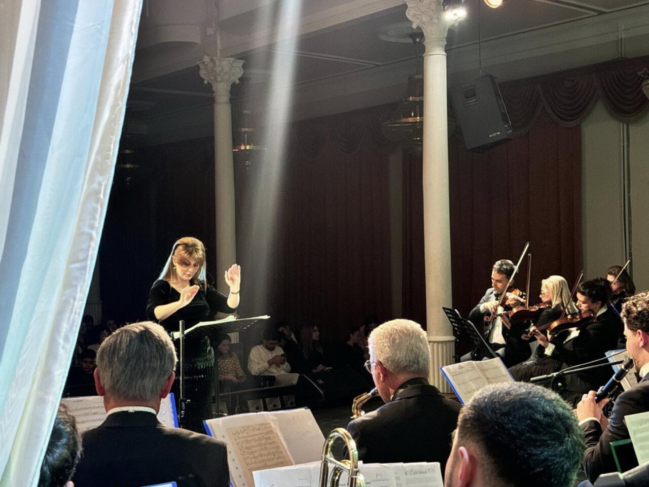 Когда театральная сцена Баку превращается в музыкальное кино