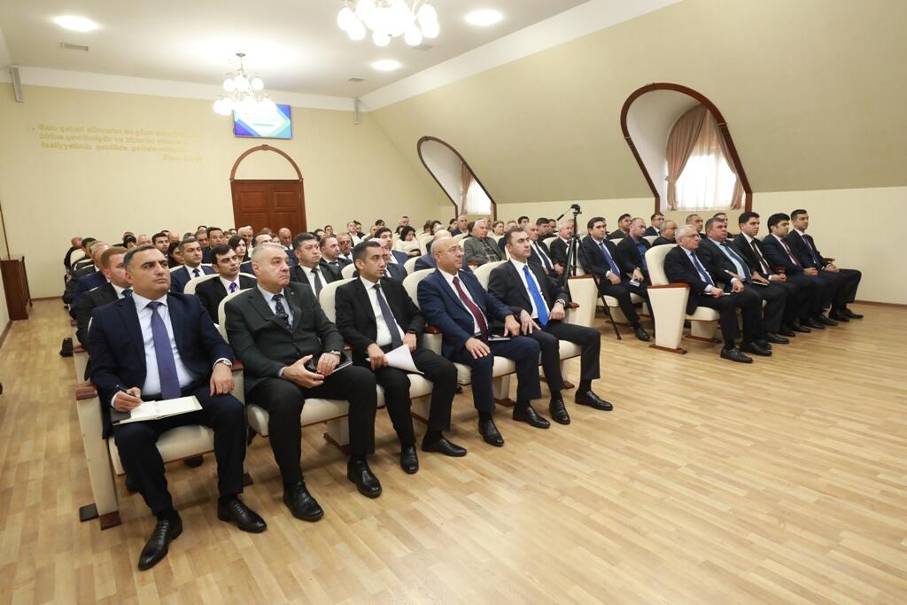 В Баку проходят совещания по подготовке к зиме