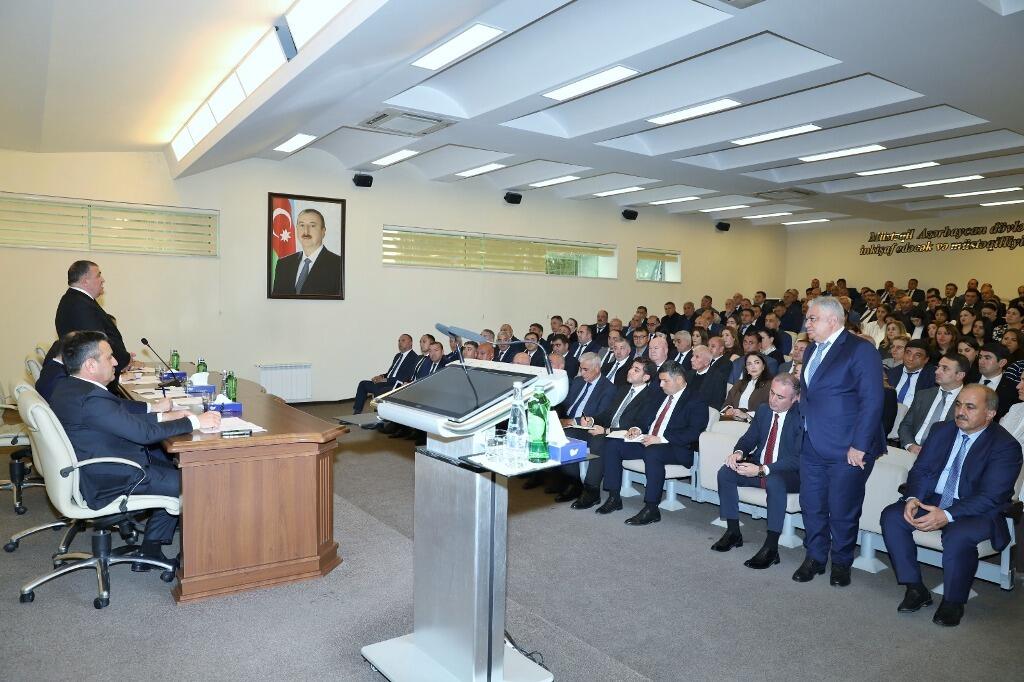 В Баку проходят совещания по подготовке к зиме