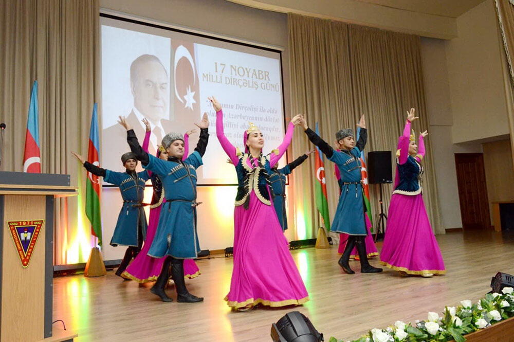 Azərbaycan Ordusunda Milli Dirşəliş Günü qeyd edilib