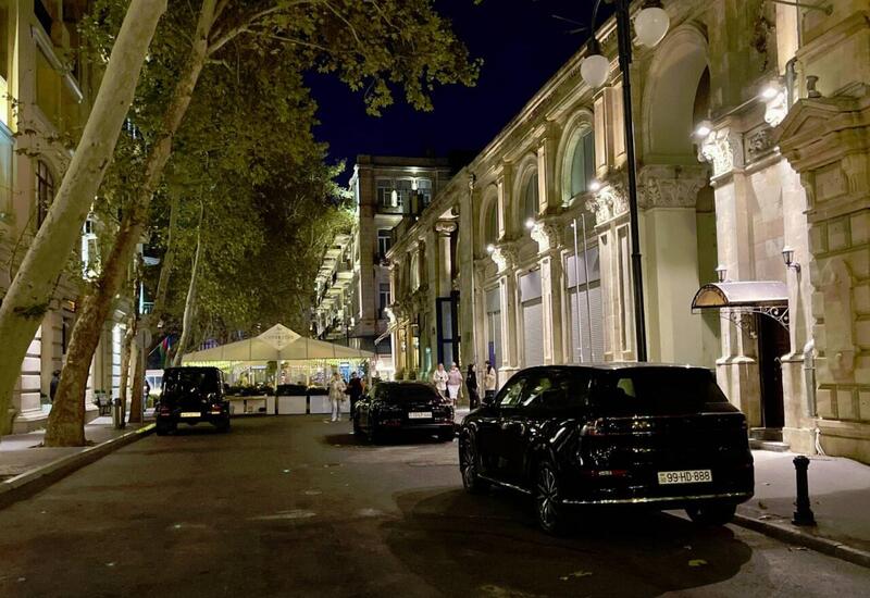 Xaqani bağının yaxınlığındakı 888, 444 və 777 nömrəli maşınlar kimindir?