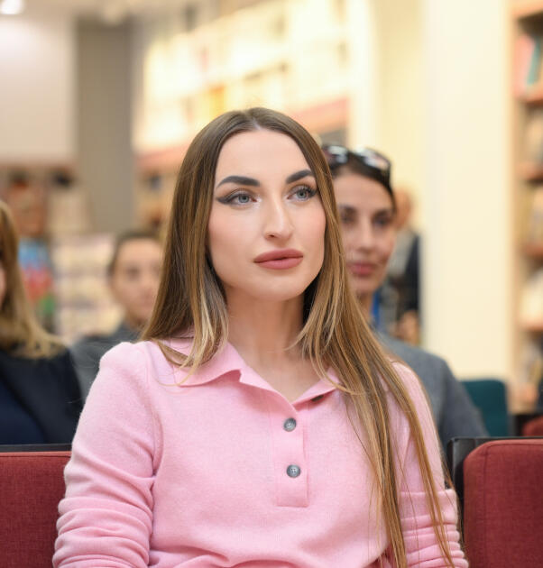 Состоялась церемония презентации книги «Мы изучаем азербайджанский язык»