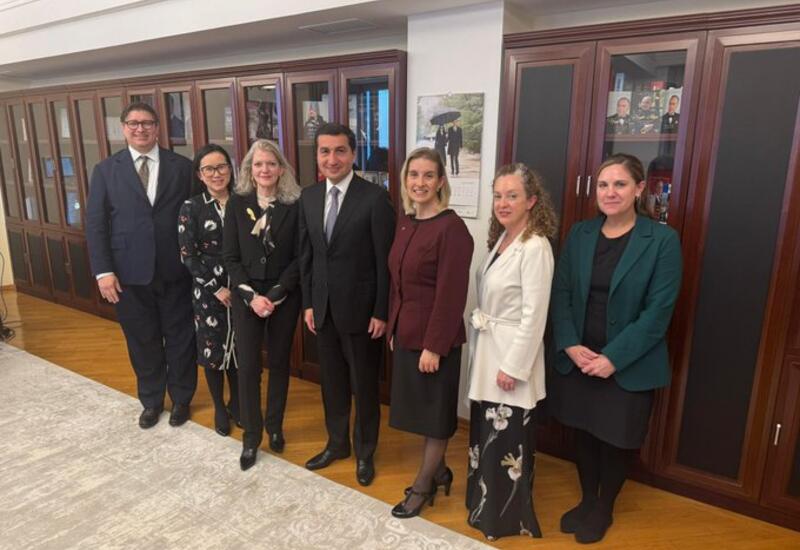 Hikmət Hacıyev ABŞ dövlət katibinin müavini ilə Ermənistan-Azərbaycan sülh gündəliyini müzakirə edib