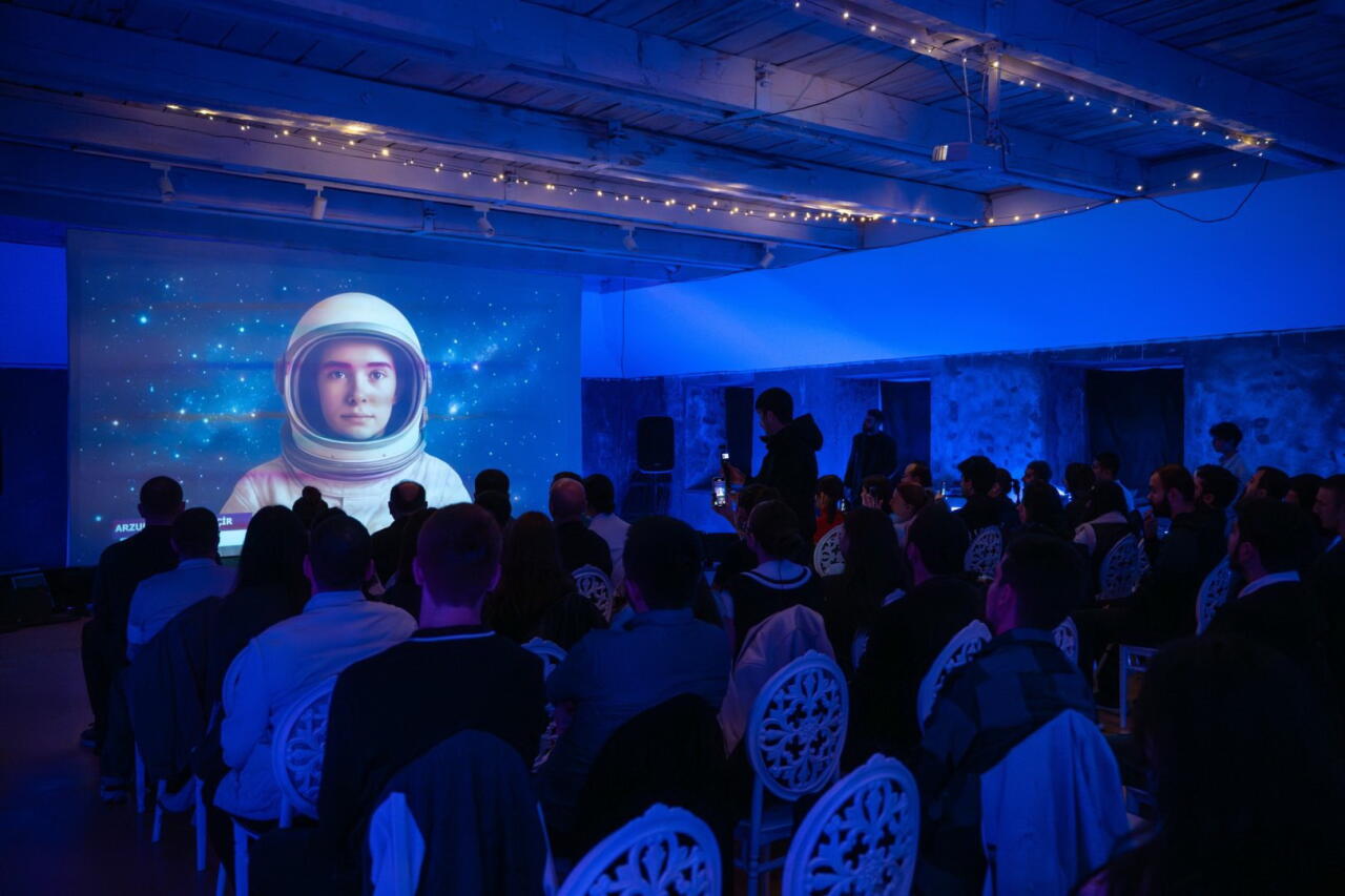 В Баку наградили победителей первого на Кавказе кинофестиваля AİAZ с технологией ИИ