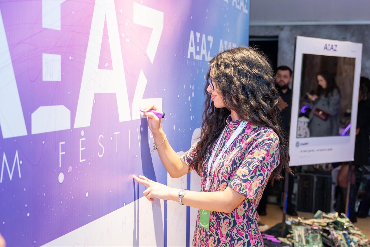 В Баку наградили победителей первого на Кавказе кинофестиваля AİAZ с технологией ИИ