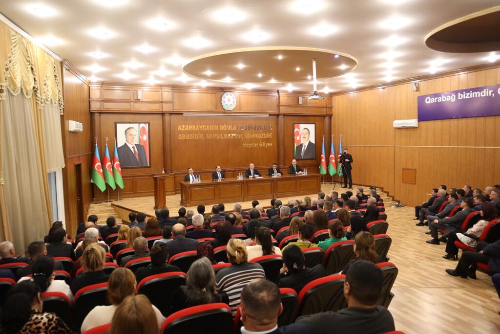 Bakı şəhərində qarlı havalara hazırlıq tədbirləri davam edir