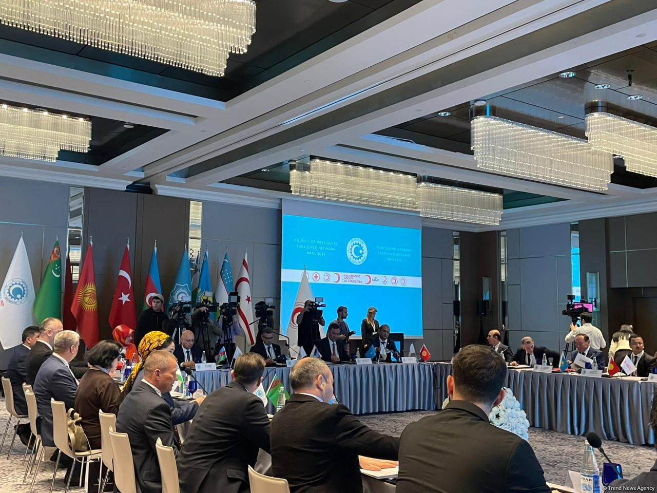 В Баку проходит встреча руководителей Сети Красного полумесяца стран-членов ОТГ