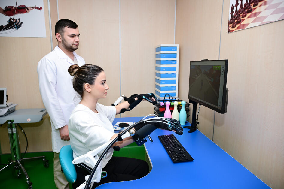 Yeni Klinikada Yeni Robotik Reabilitasiya və Sümük İliyi Transplantasiyası mərkəzlərinin açılış mərasimi olub