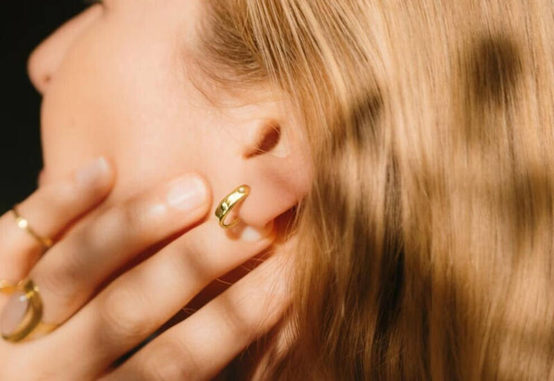 Представлены умные серьги с отслеживанием здоровья и качества сна