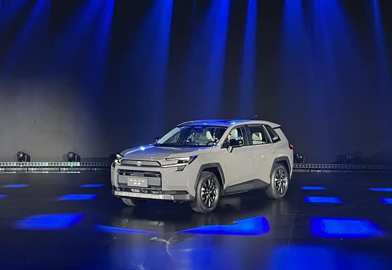 Новый Toyota RAV4 представлен в Китае