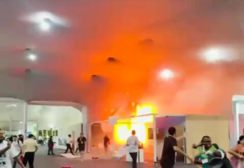 Сильный пожар на СОР30 в Бразилии