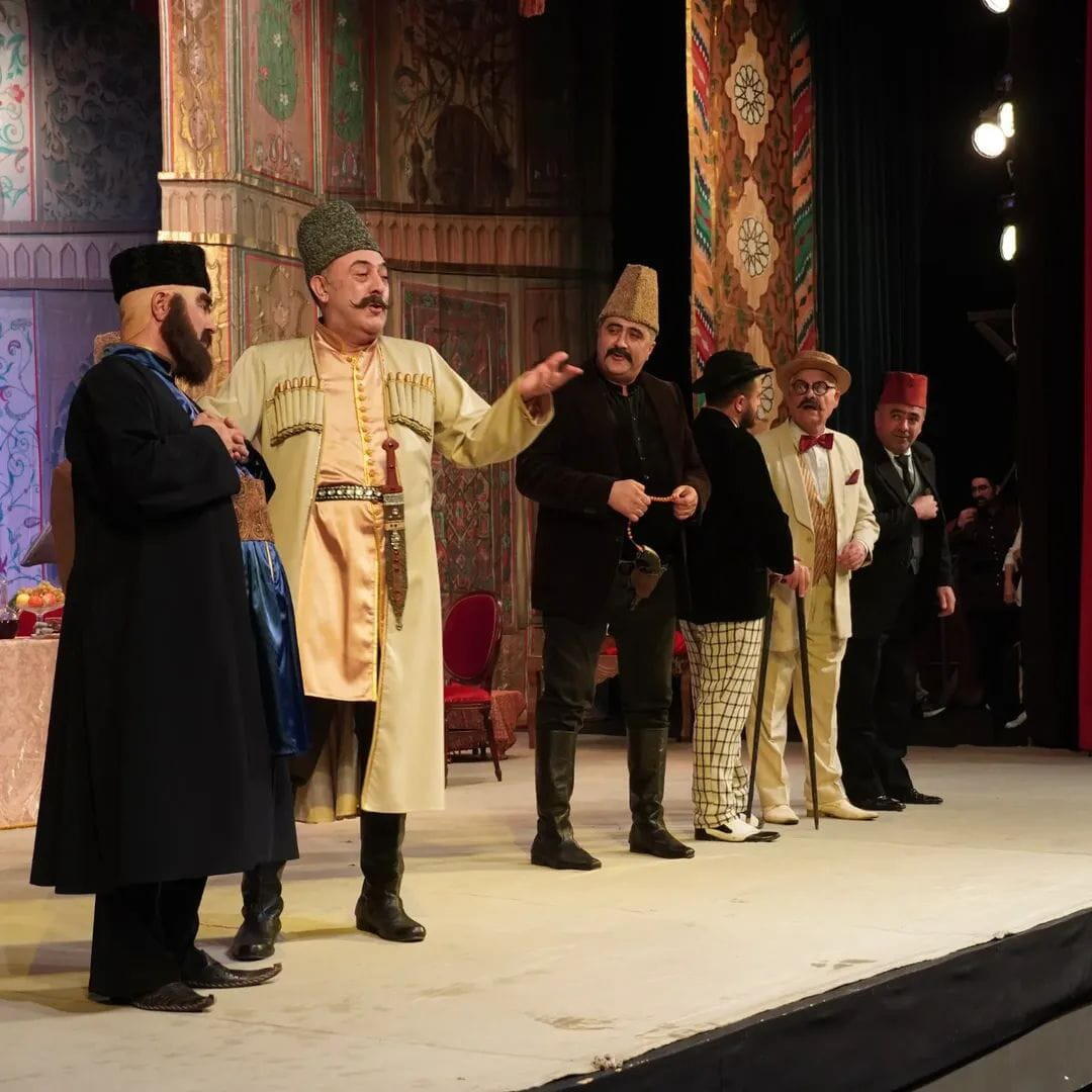 Баку начала XX века - c колоритной атмосферой, бытом и живым юмором