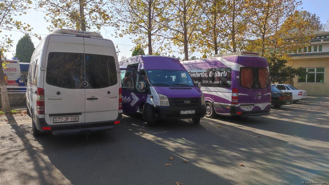 В село Гасанриз направлена новая группа бывших вынужденных переселенцев