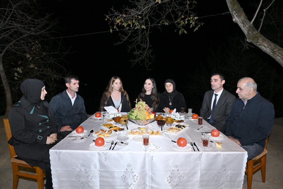 Leyla Əliyeva və Arzu Əliyeva Astarada Pəncəli Teymurovun ailəsini ziyarət ediblər