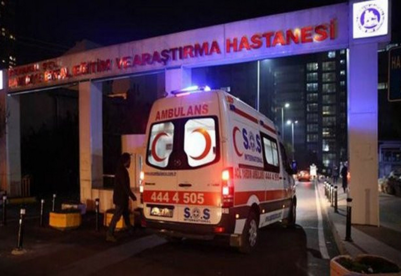 В Стамбуле в ресторане отравились десятки человек