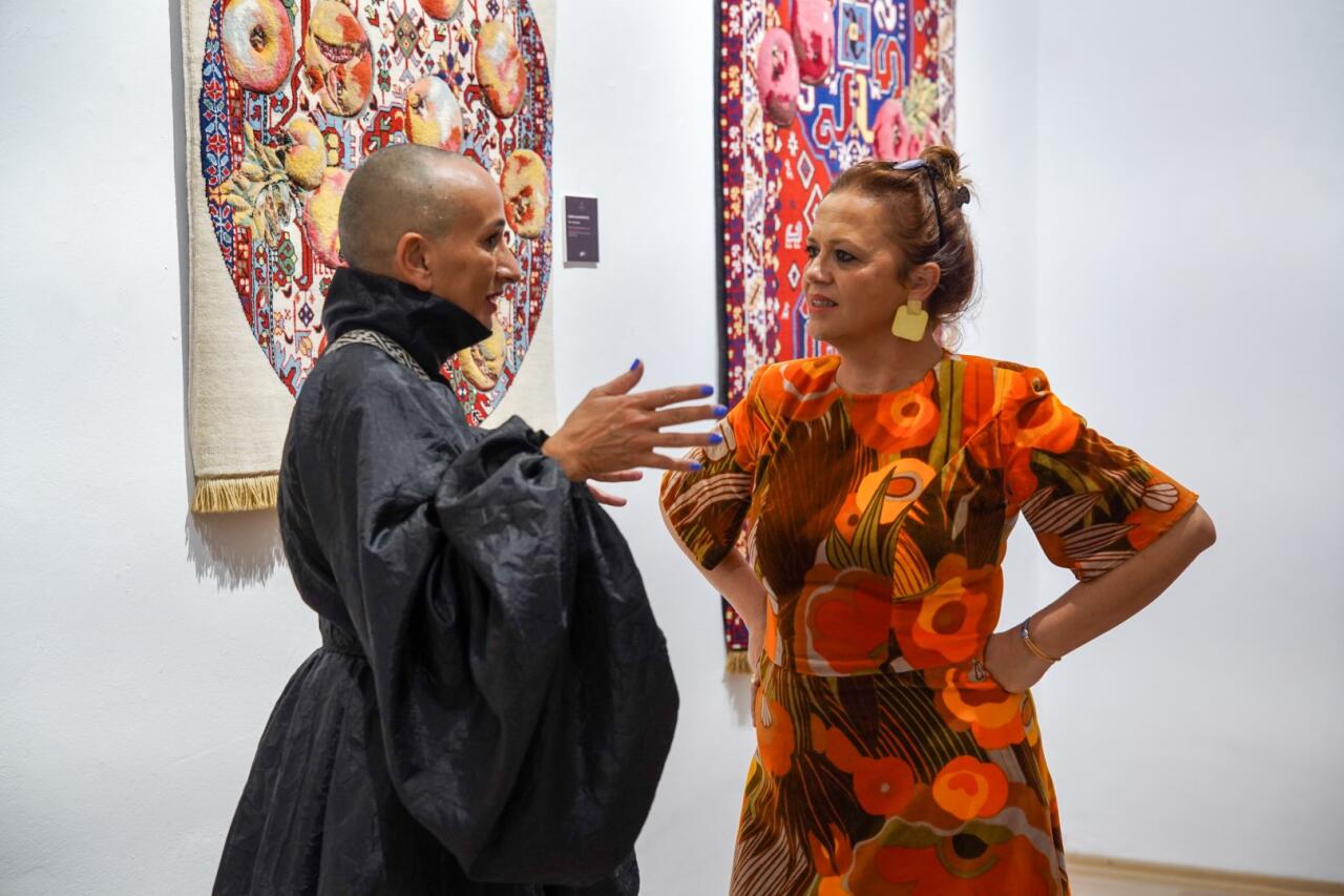 В Тиране состоялось открытие выставки ковров "Азерхалча"