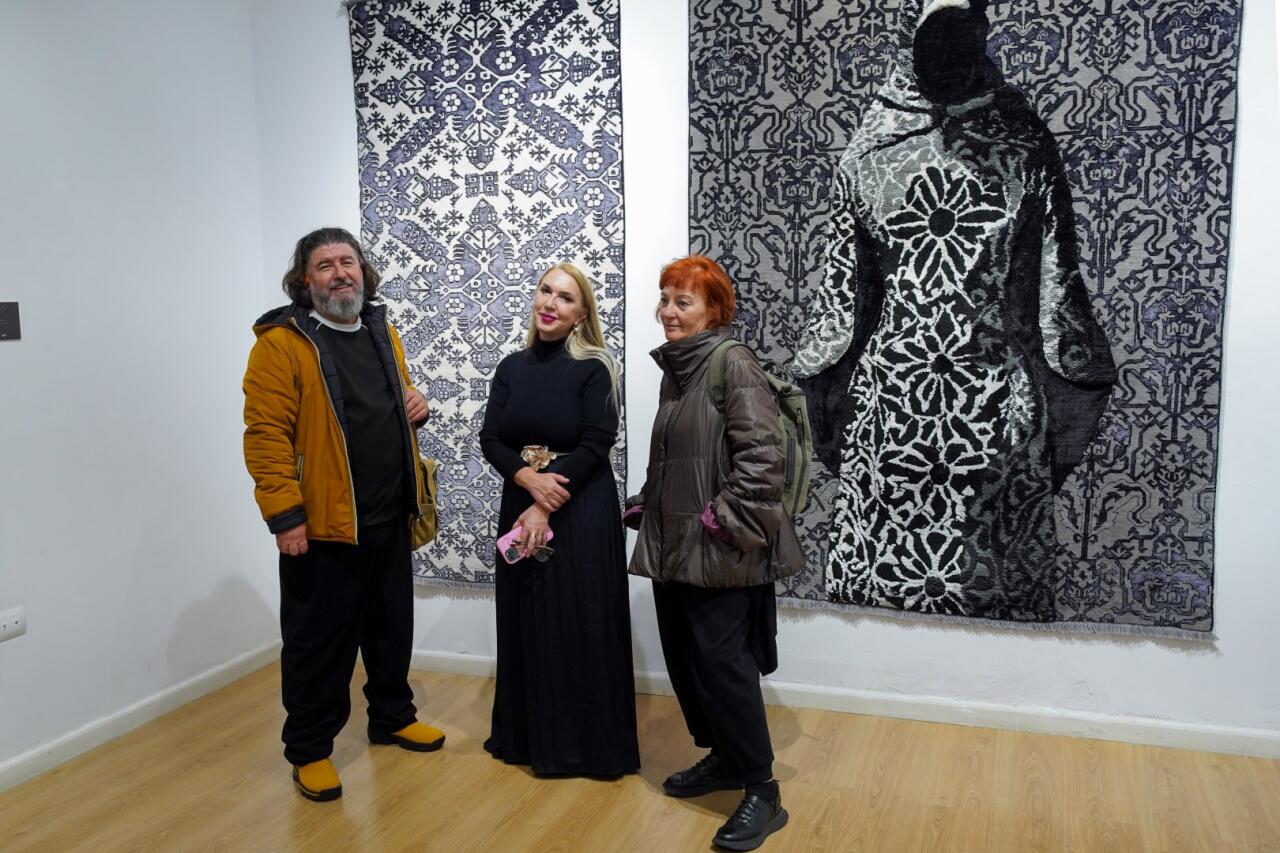 В Тиране состоялось открытие выставки ковров "Азерхалча"
