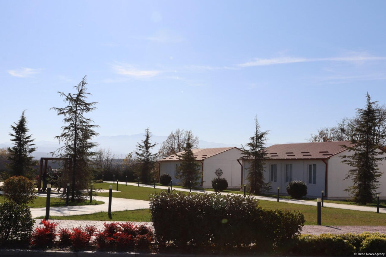 В Ходжалы вернулись ещё 25 семей бывших вынужденных переселенцев