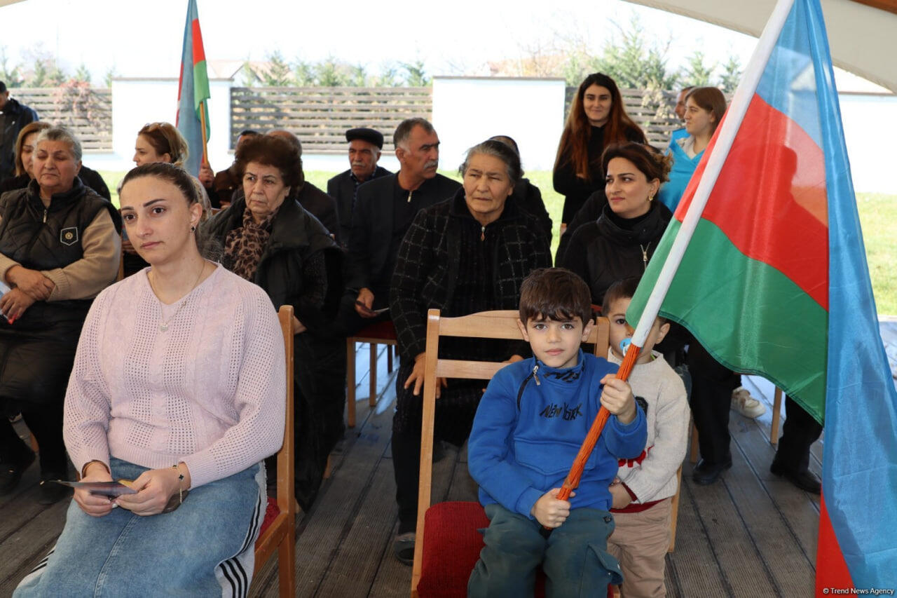 В Ходжалы вернулись ещё 25 семей бывших вынужденных переселенцев