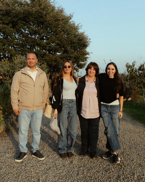 Leyla Əliyeva, Arzu Əliyeva və Alena Əliyeva Lənkəranda fermer təsərrüfatı ilə tanış olublar