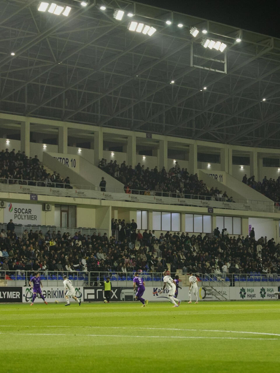 Более 13 тысяч зрителей посетили два матча Мисли Премьер-лиги Азербайджана