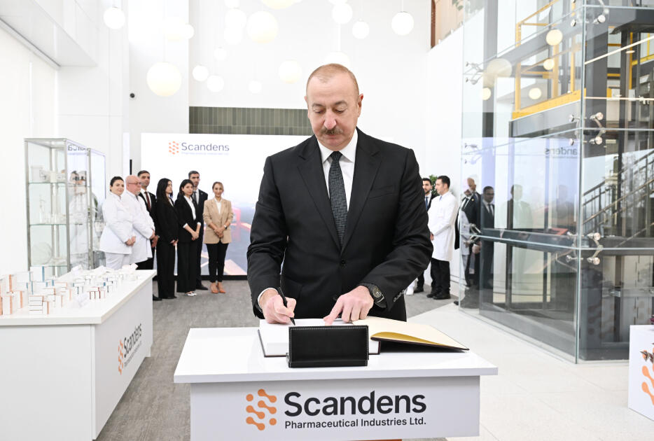 Президент Ильхам Алиев принял участие в открытии предприятия по производству лекарственных препаратов