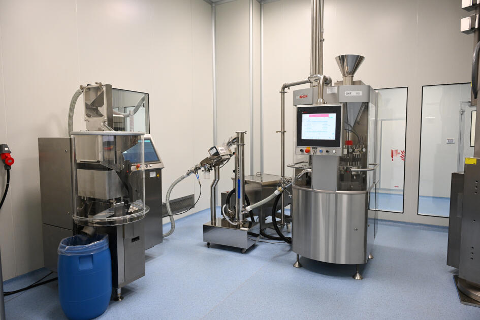 Президент Ильхам Алиев принял участие в открытии предприятия по производству лекарственных препаратов