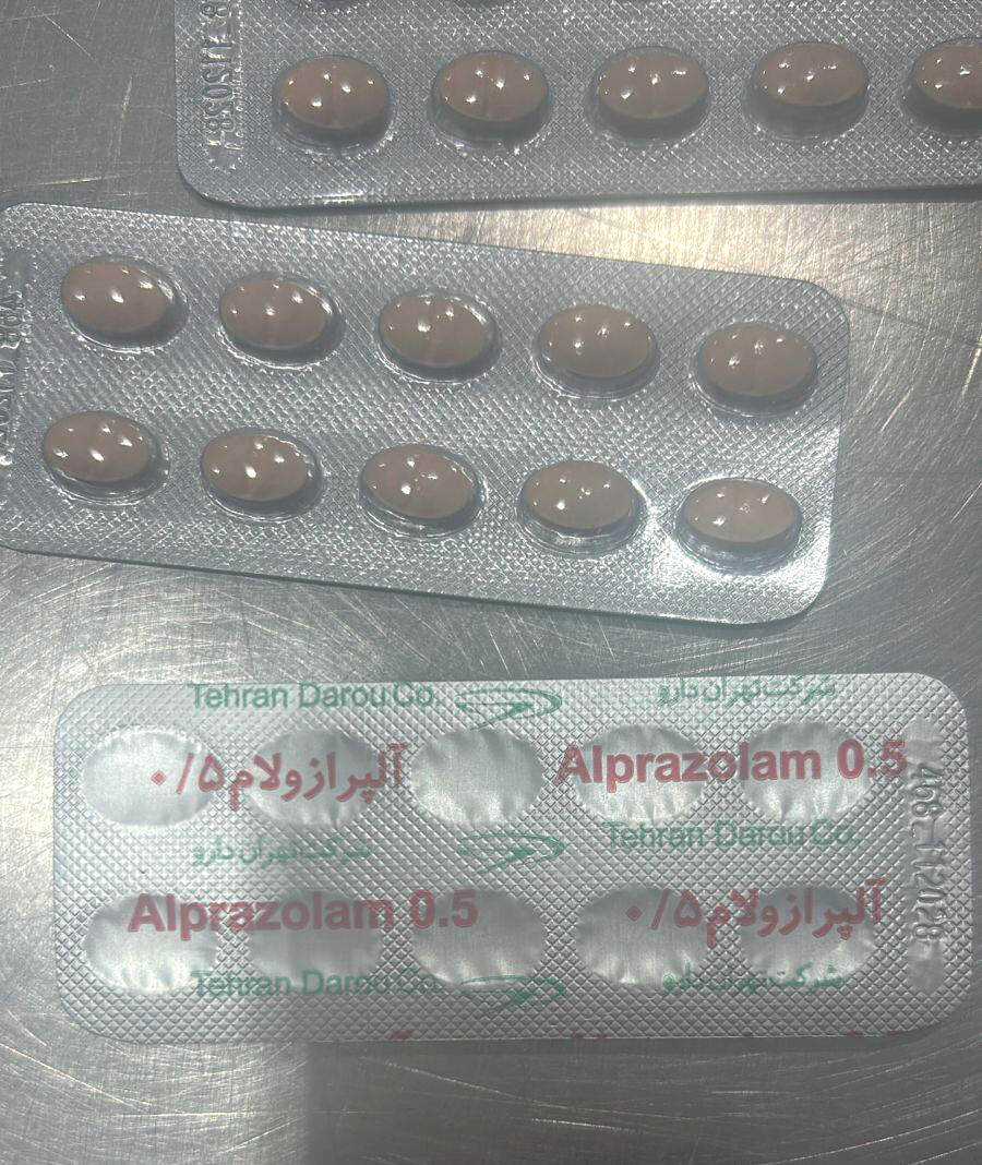 Изъяты тысячи психотропных препаратов, ввезенных из Тебриза в Баку