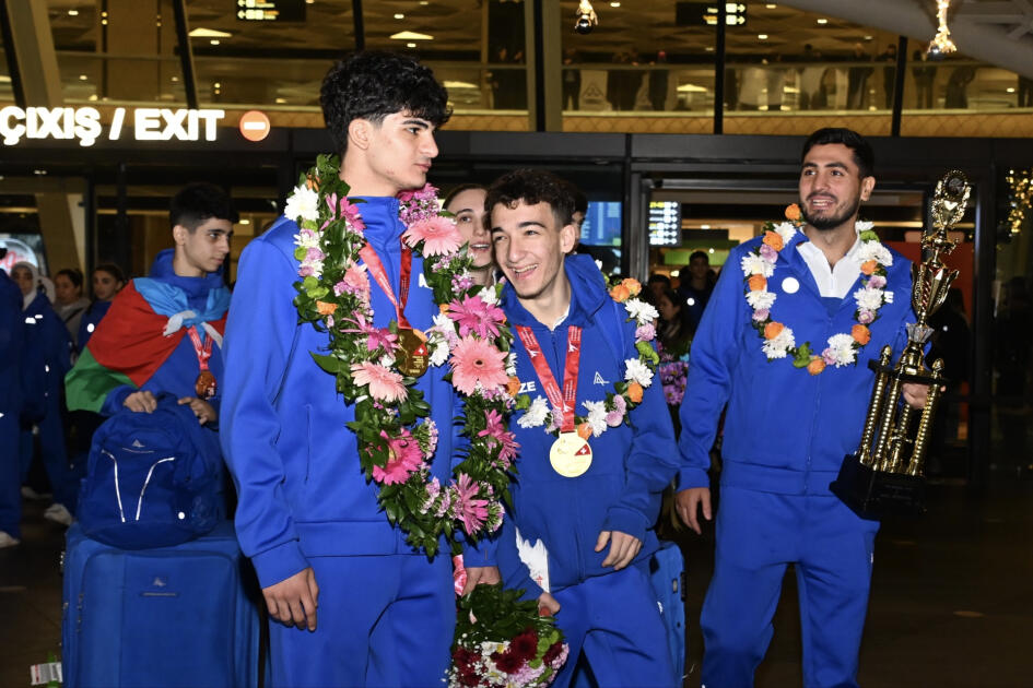 Азербайджанские спортсмены, успешно выступившие на Исламиаде, вернулись на родину