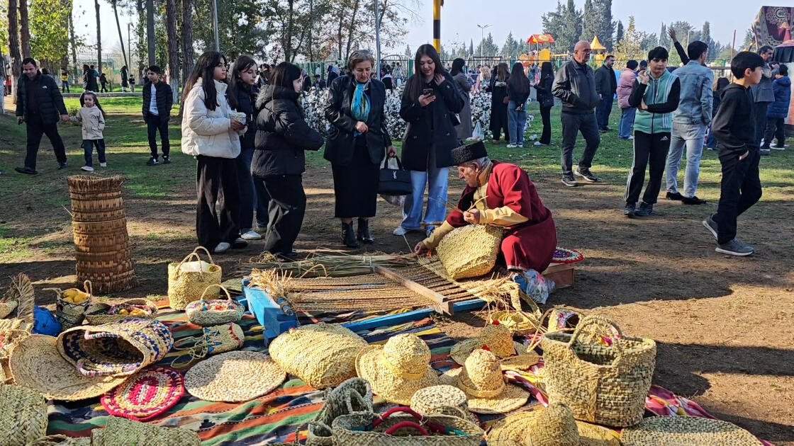 Biləsuvarda 5-ci "Hind quşu festivalı" keçirilib