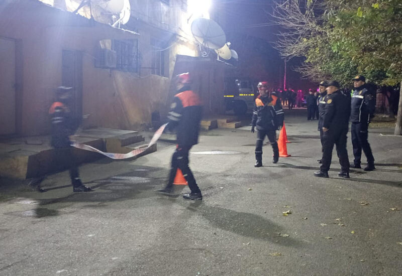 Goranboyda binada mənzilin döşəməsi çöküb, xəsarət alanlar var