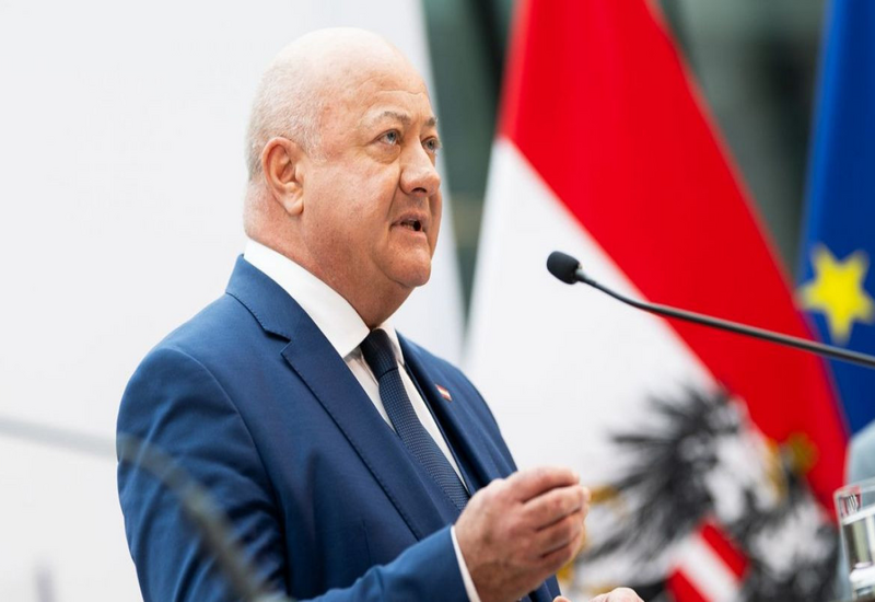 ЕС продолжит оказывать давление на Россию