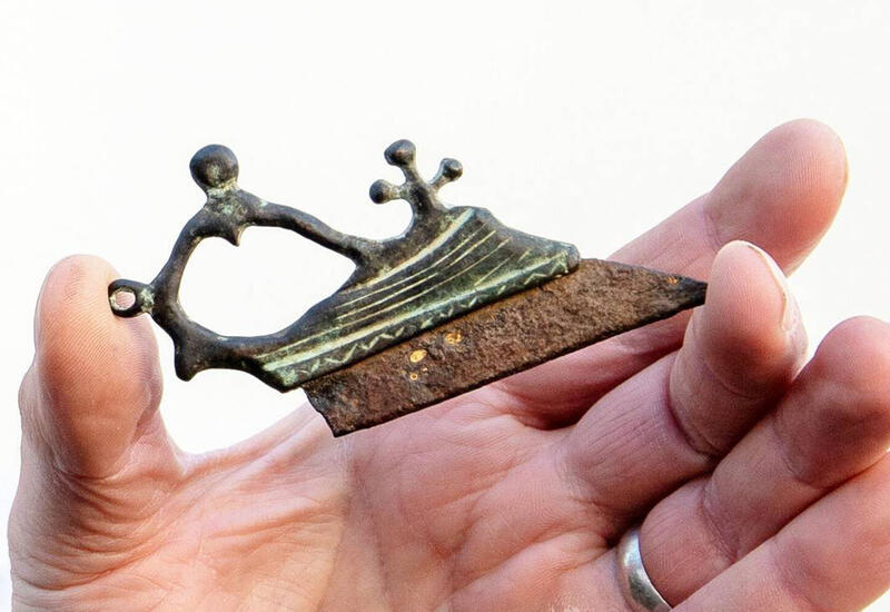 Бритву возрастом 2000 лет продадут на аукционе