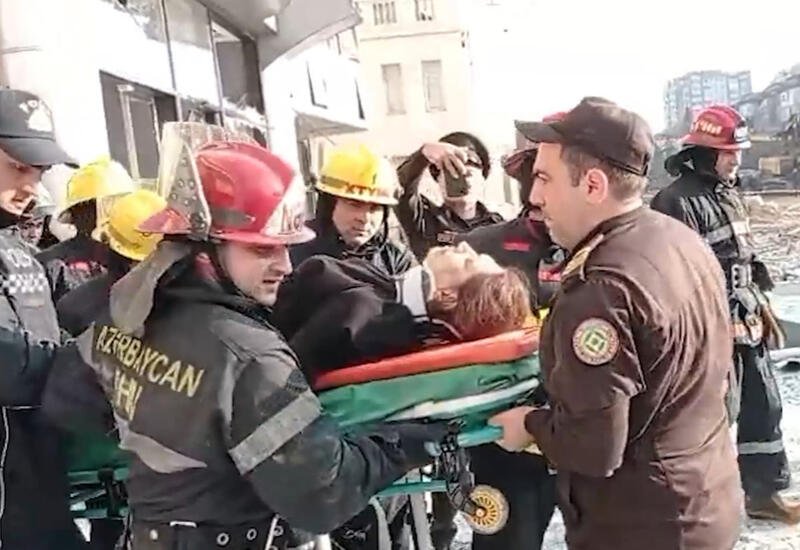 Кадры спасения пострадавших при взрыве на Нариманово