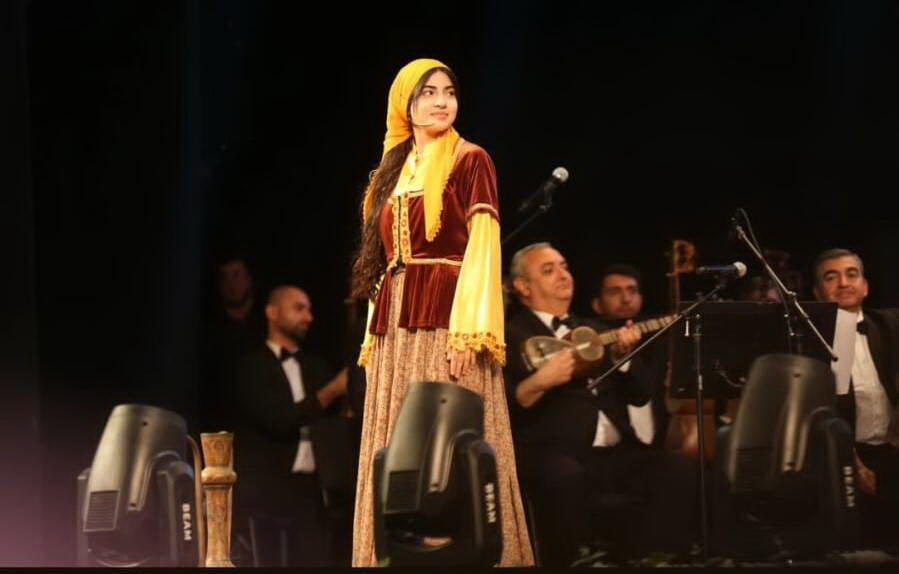 Состоялся грандиозный концерт Академии творчества Айбениз Гашимовой, посвященный 140-летию Узеира Гаджибейли