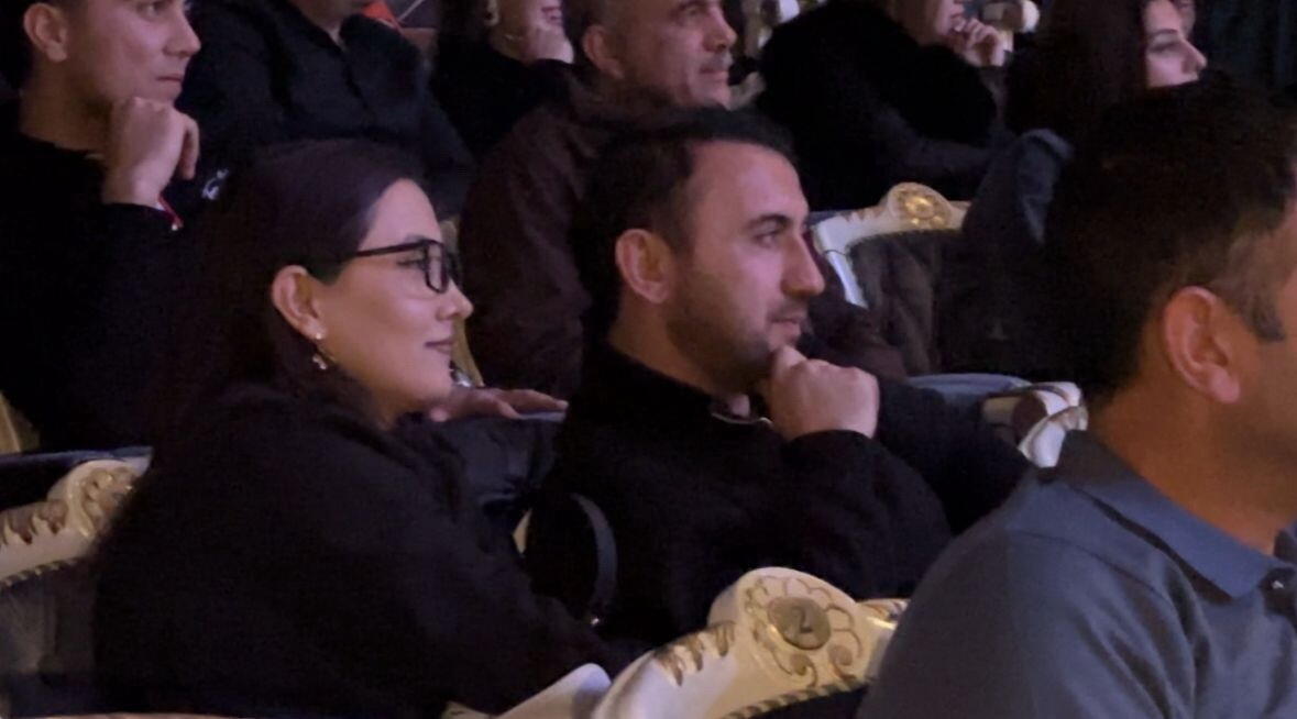 В Гянджинской государственной филармонии состоялась постановка "Ev dar" коллектива "Bu şəhərdə"