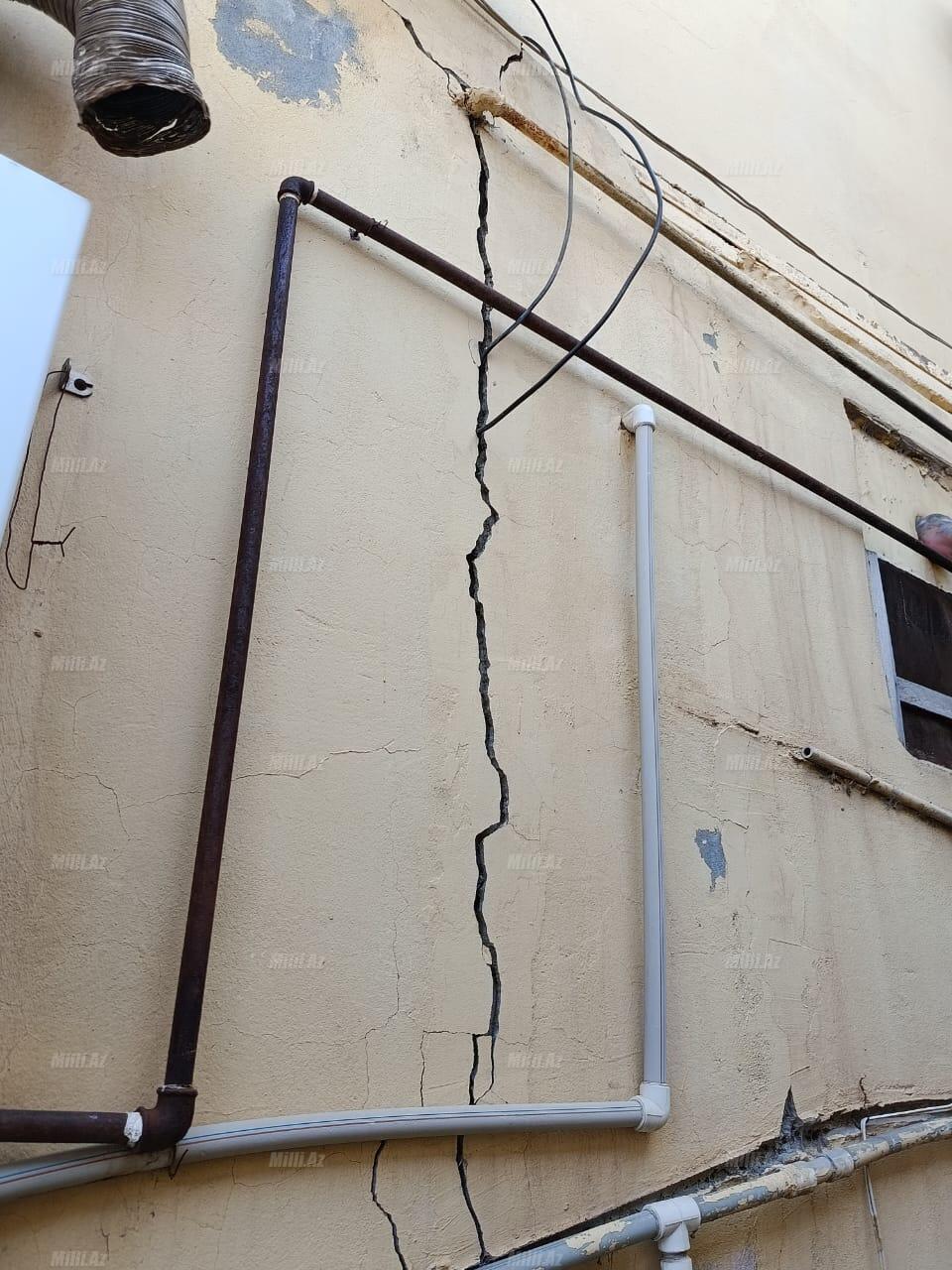 Goranboyda daha bir bina çökə bilər