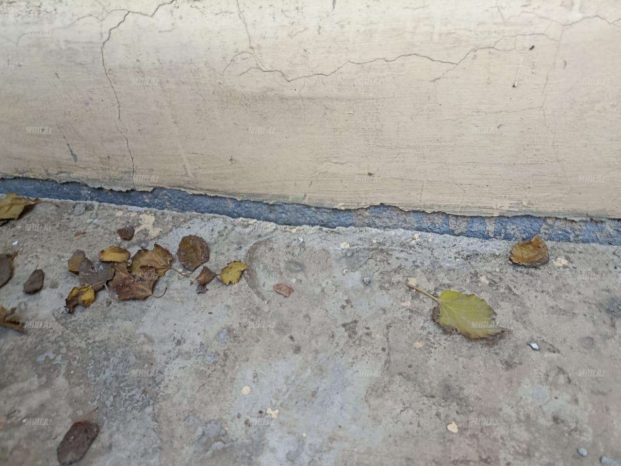 Goranboyda daha bir bina çökə bilər