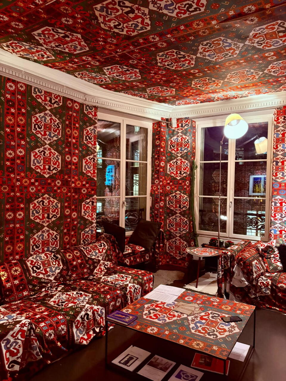 В Париже представлен азербайджанский караван-сарай щедрости