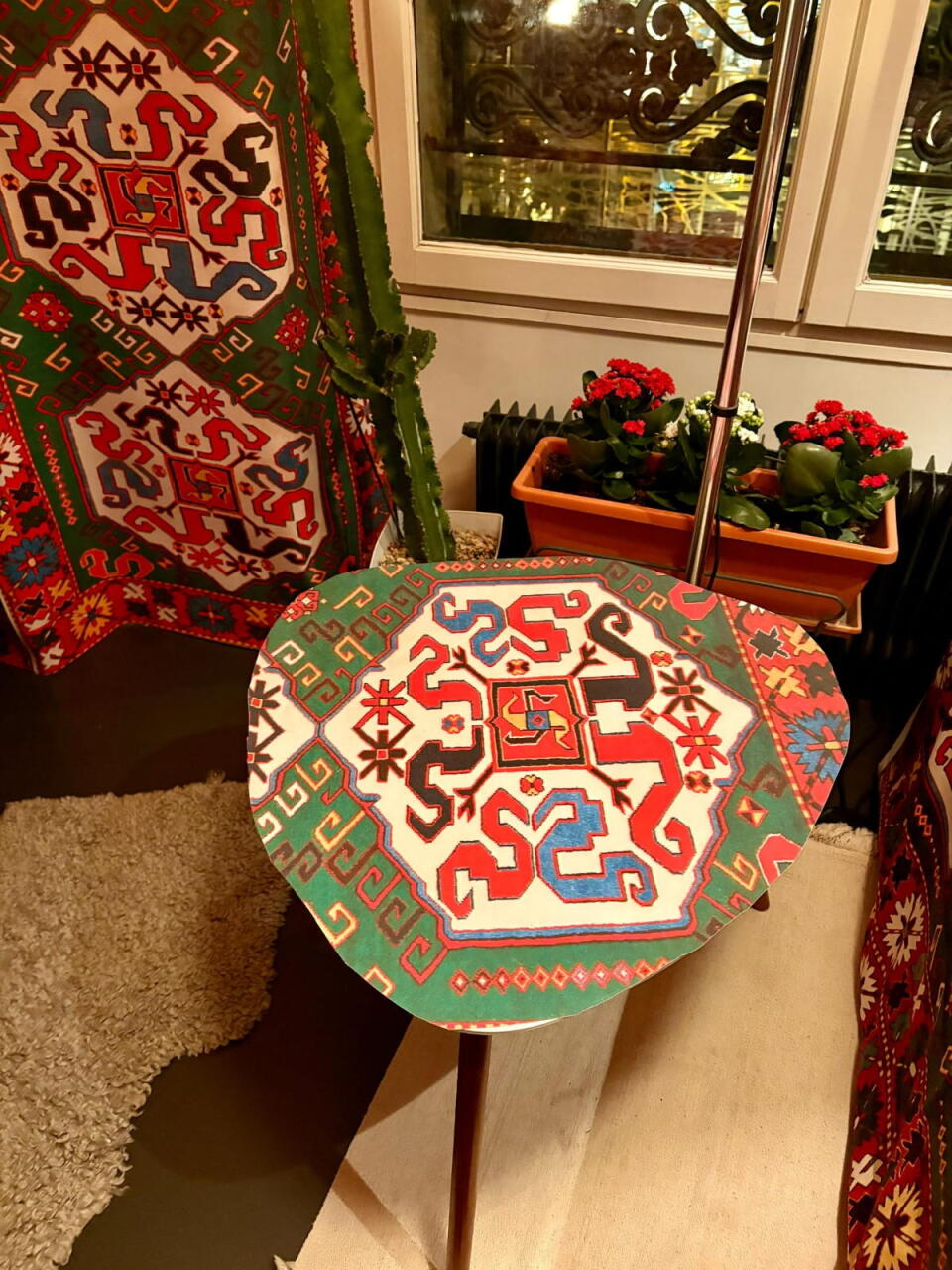 В Париже представлен азербайджанский караван-сарай щедрости