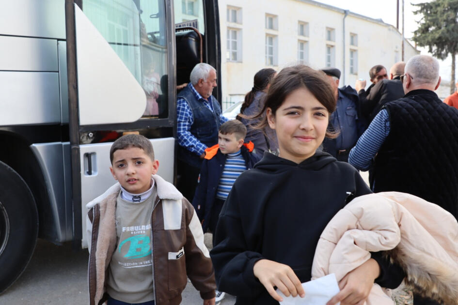 Семьям, прибывшим в села Хайурду и Тезебина Ходжалинского района, вручены ключи от домов