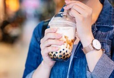 Врач предупредила о неожиданной опасности одного модного напитка