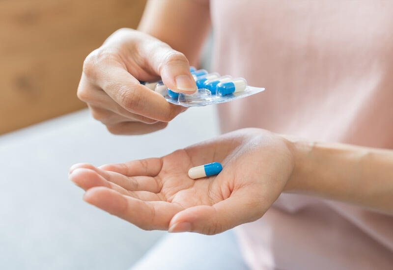 Популярный антидепрессант нарушает работу яичников, выяснили ученые