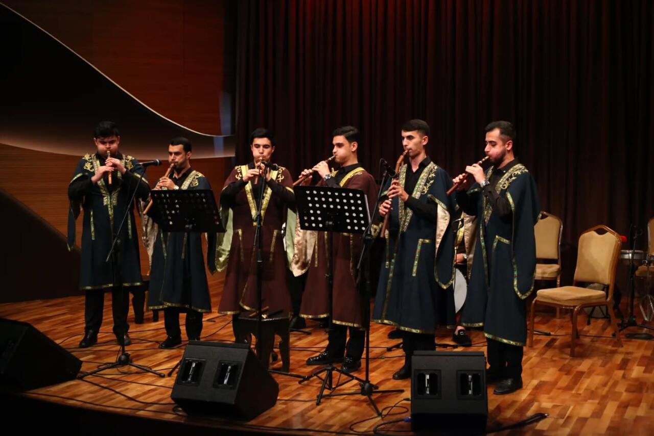 В Баку прошел концерт мастеров тюркского мира, посвященный 150-летию Калвалы Али Деде