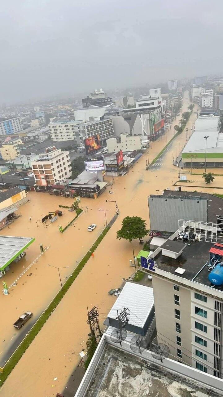 Десятки тысяч человек эвакуированы из-за наводнений в Малайзии