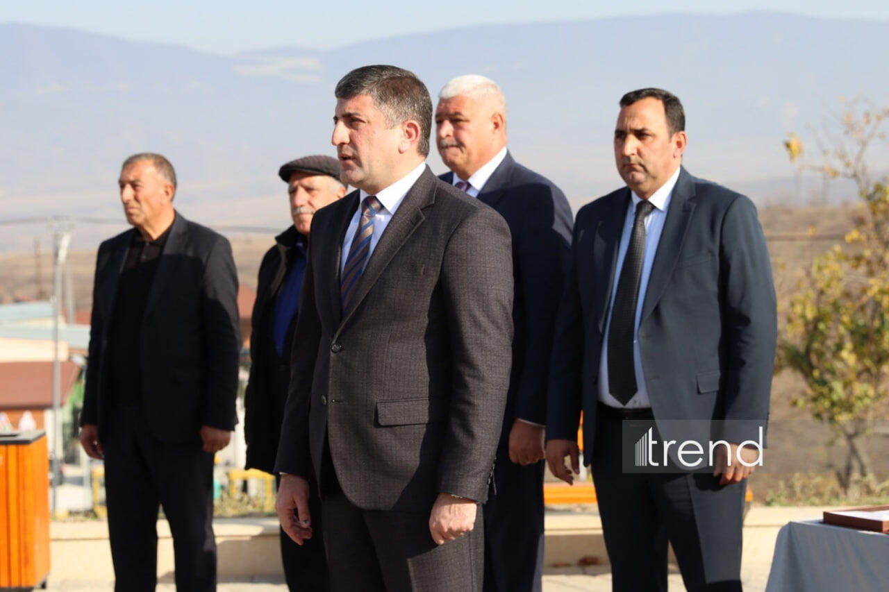 Köç karvanı Xocalının Xanyurdu kəndinə çatıb