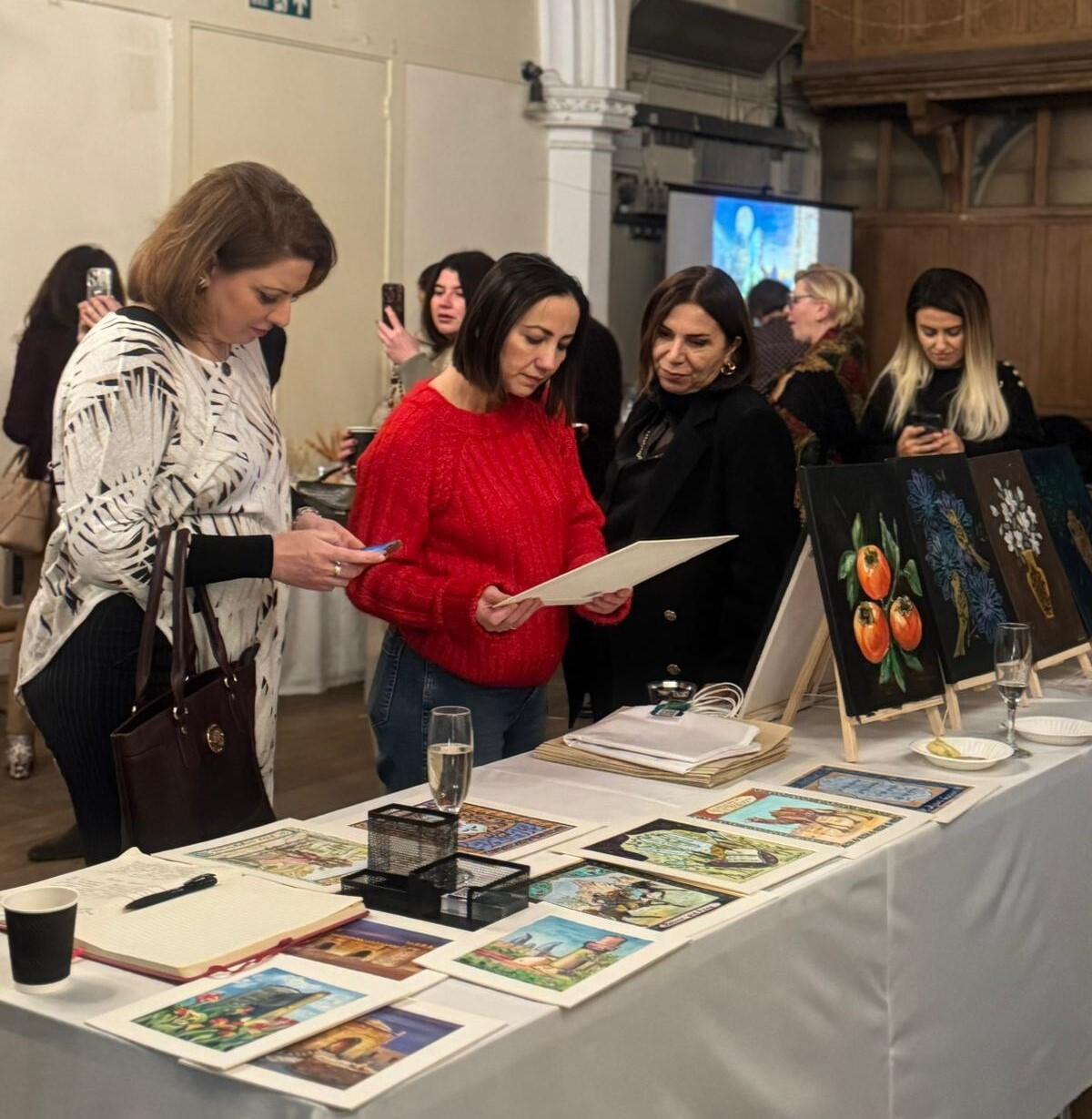 Londonda Gülnarə Cəfərin “Yeddi gözəl” sərgisi baş tutub