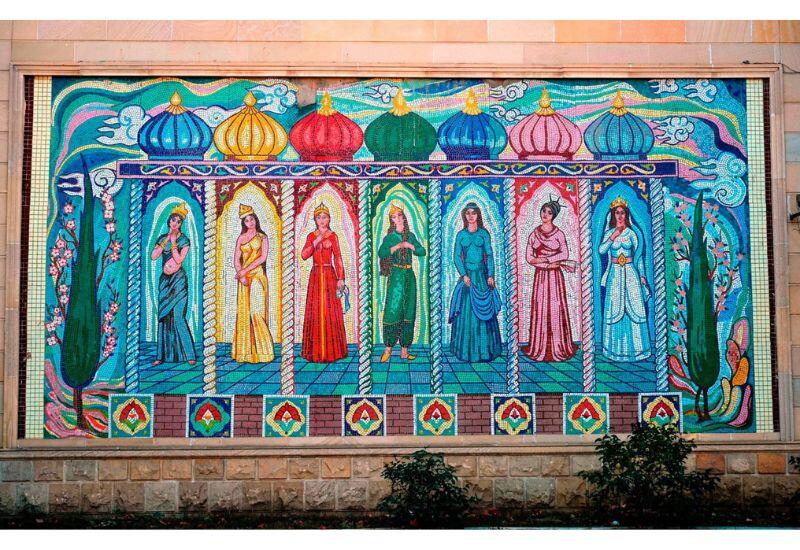 Londonda Gülnarə Cəfərin “Yeddi gözəl” sərgisi baş tutub