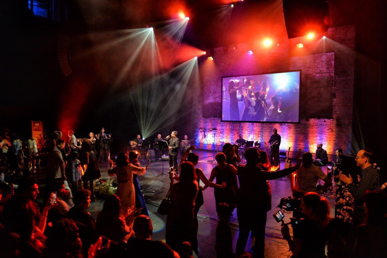 В Брисбене прошел концерт азербайджанской музыкальной группы AYTAY